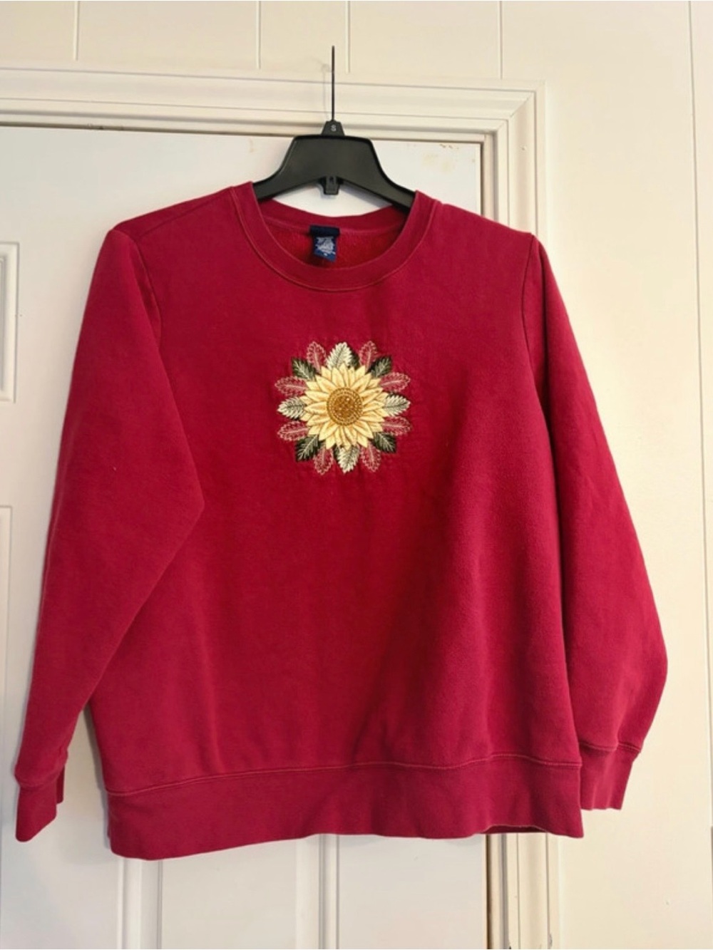 Basic Editions Red Crewneck Sweater with Sunflower Embroidery